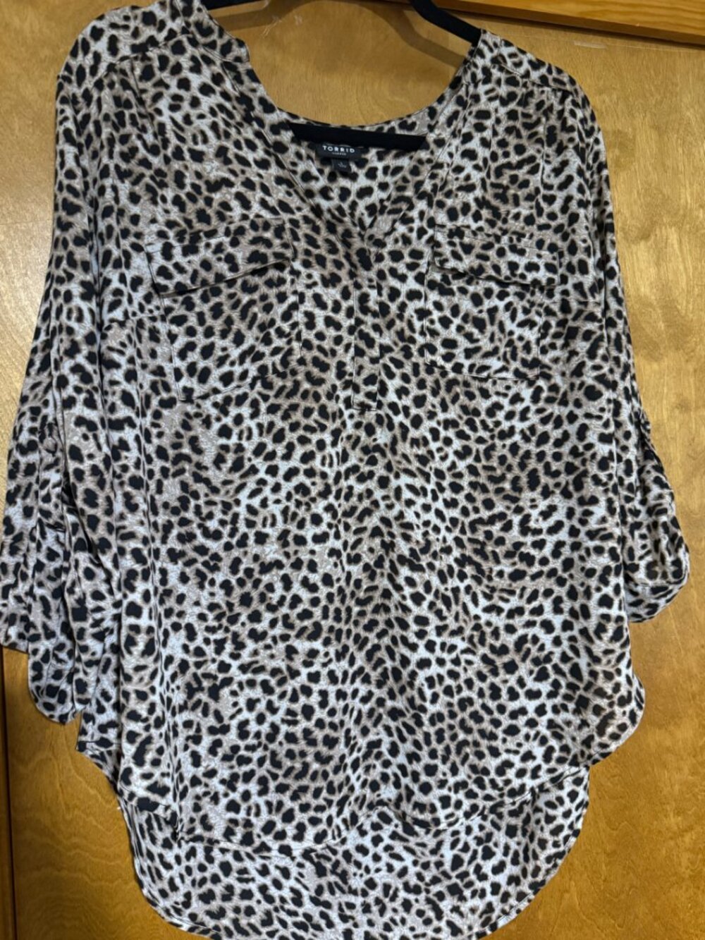 Torrid Harper Leopard Print Pullover Blouse 1 1X 14 16 Georgette Roll Tab Sleeve